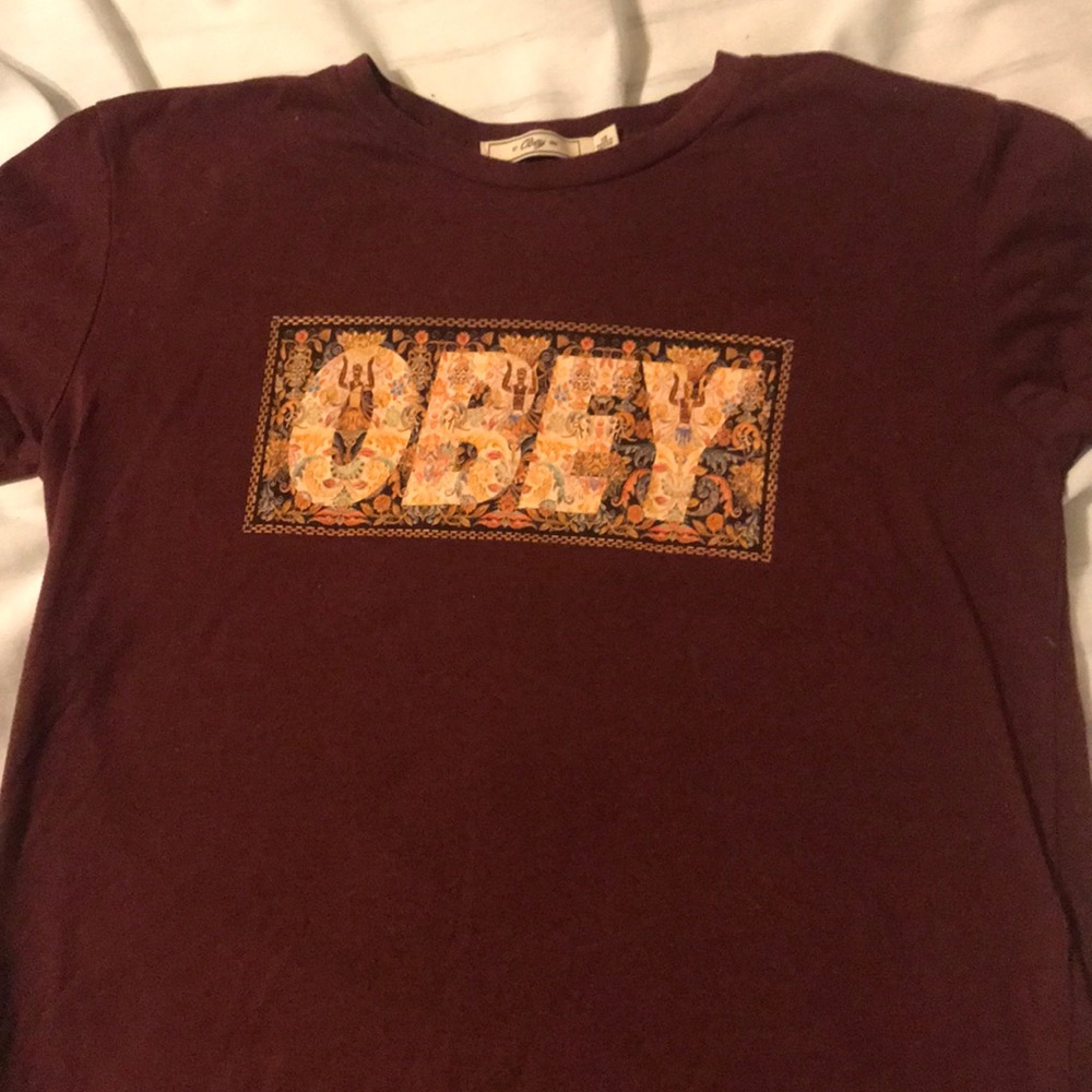 OBEY t shirt